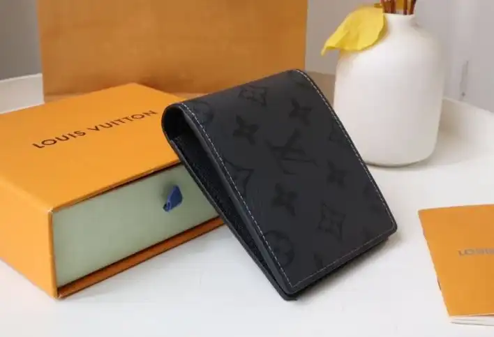 LV Wallets 4178D-0065