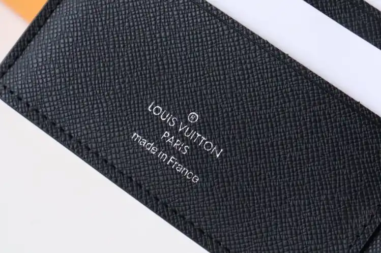 LV Wallets 4178D-0065