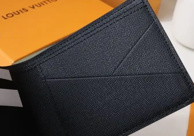 LV Wallets 4178D-0065