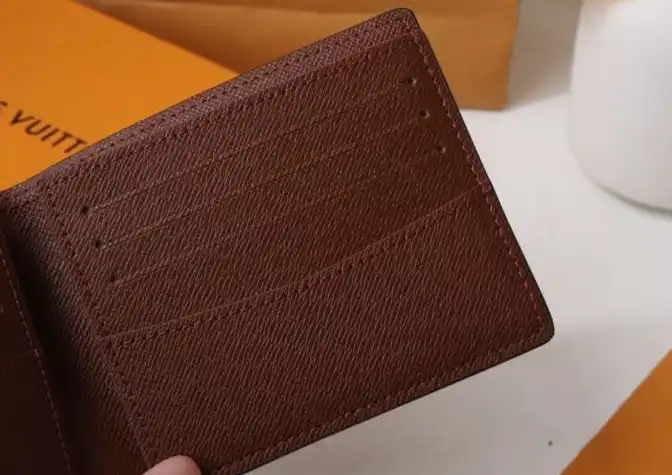 LV Wallets 4178D-0066