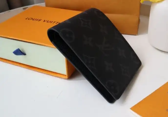 LV Wallets 4178D-0067