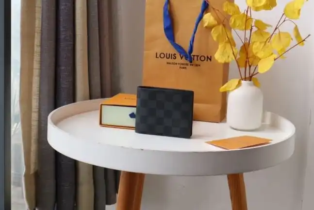 LV Wallets 4178D-0068