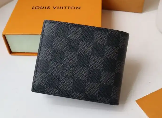 LV Wallets 4178D-0070