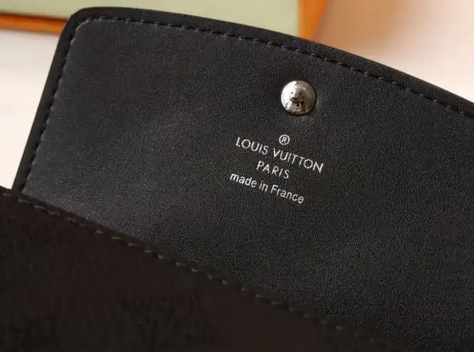 LV Wallets 4178D-0087
