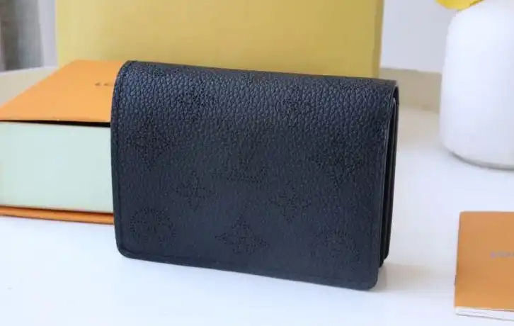 LV Wallets 4178D-0089