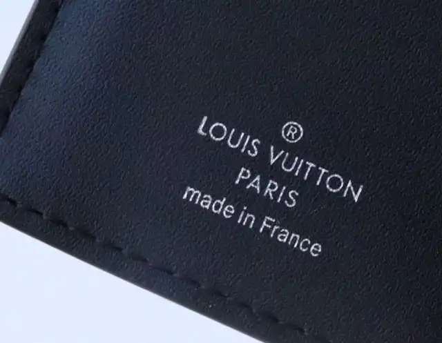 LV Wallets 4178D-0089