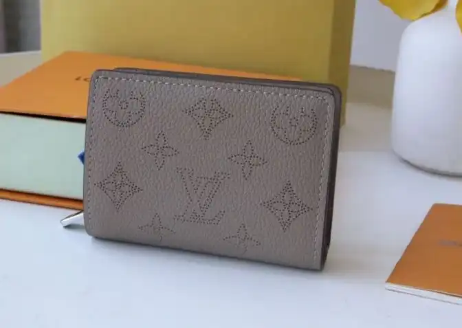 LV Wallets 4178D-0090