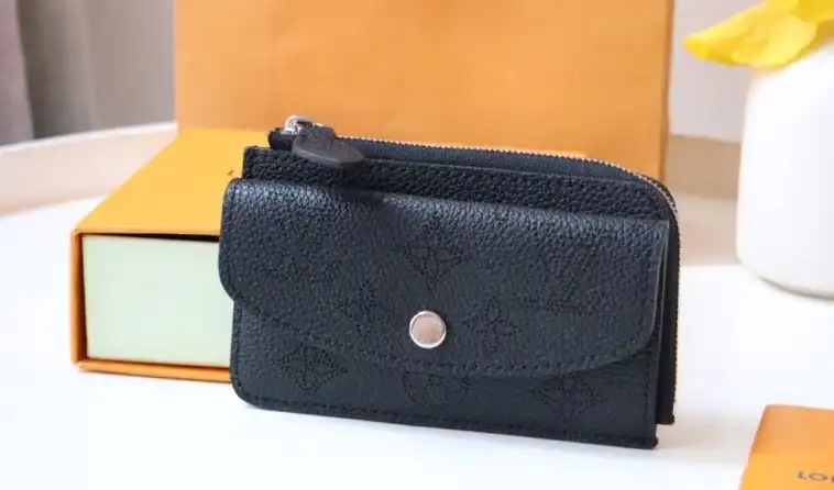 LV Wallets 4178D-0094