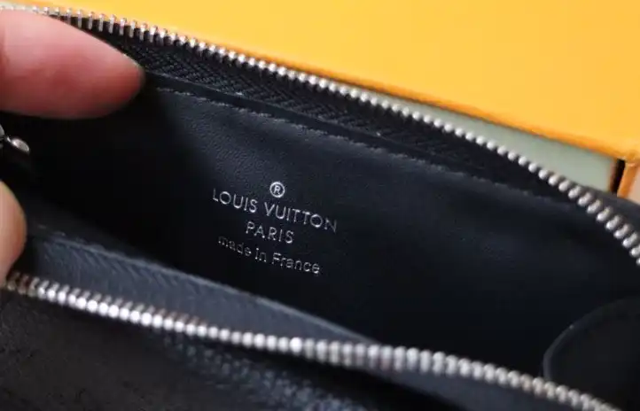 LV Wallets 4178D-0094