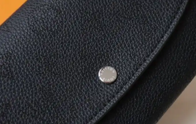 LV Wallets 4178D-0097