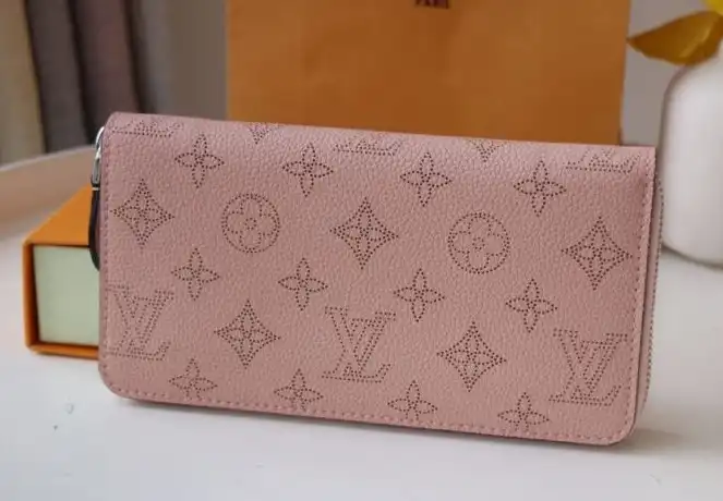 LV Wallets 4178D-0099