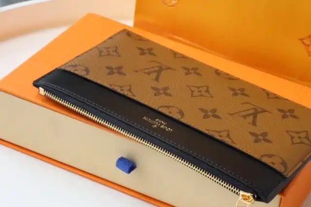 LV Wallets 4178D-0103