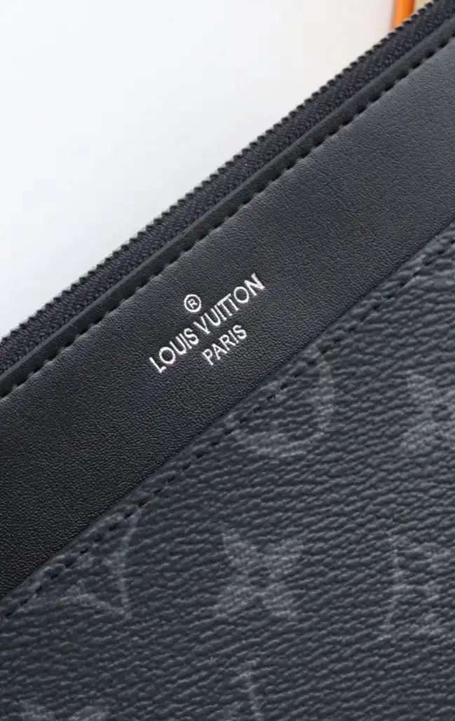 LV Wallets 4178D-0104