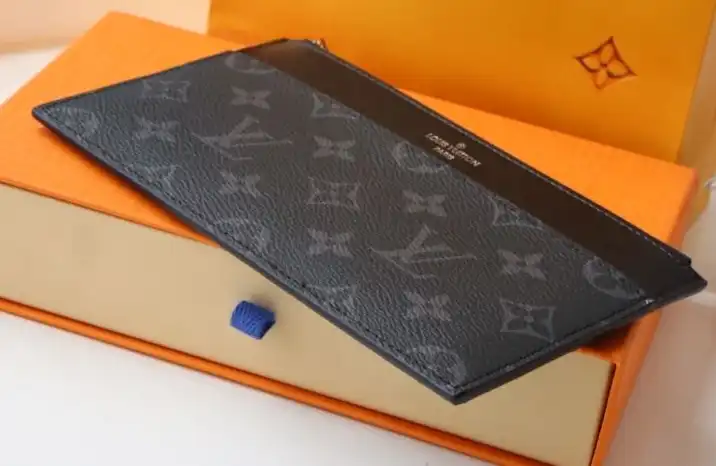 LV Wallets 4178D-0104