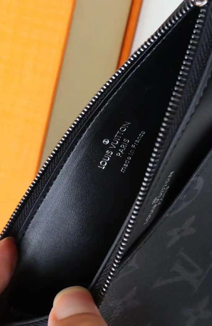LV Wallets 4178D-0104