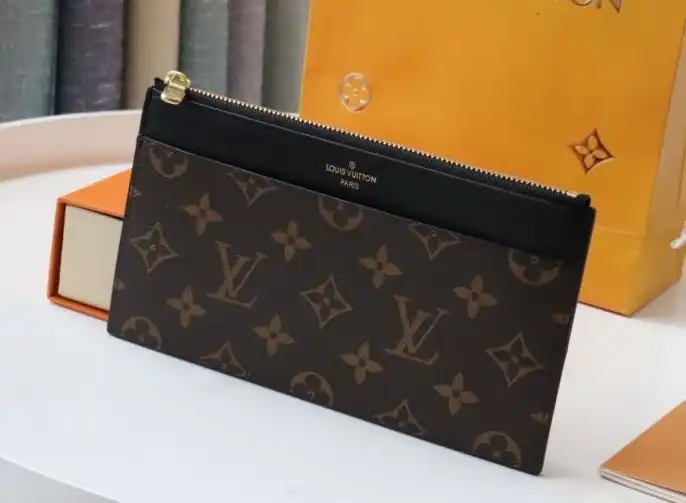 LV Wallets 4178D-0105