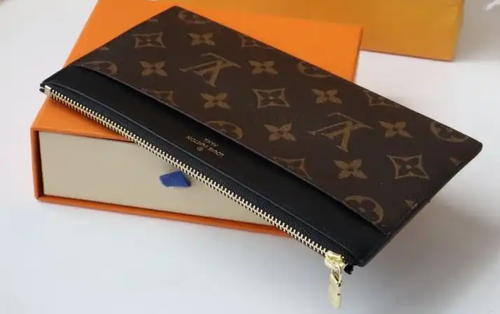 LV Wallets 4178D-0105