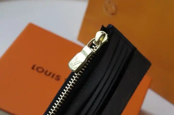 LV Wallets 4178D-0105