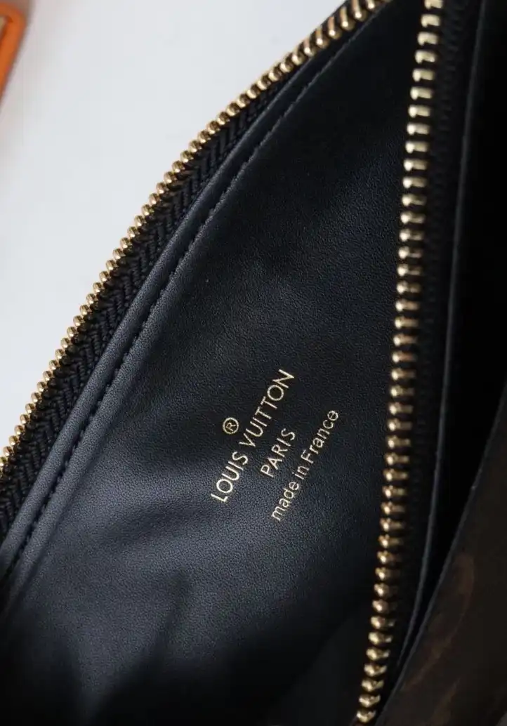 LV Wallets 4178D-0105