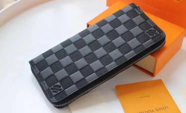 LV Wallets 4178D-0123