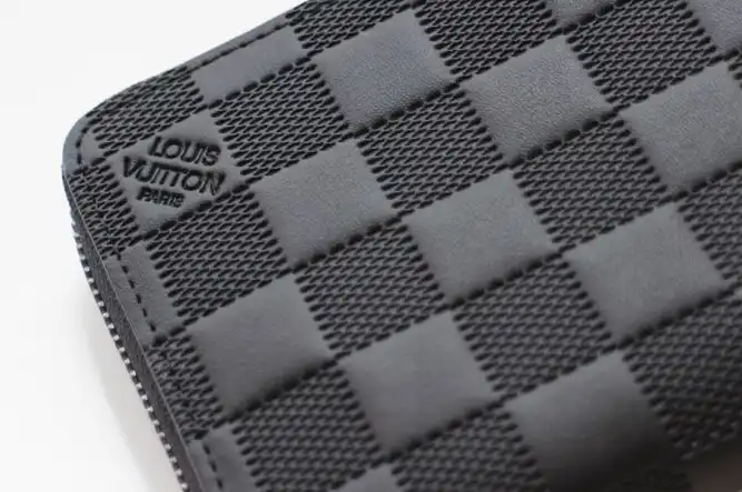 LV Wallets 4178D-0123