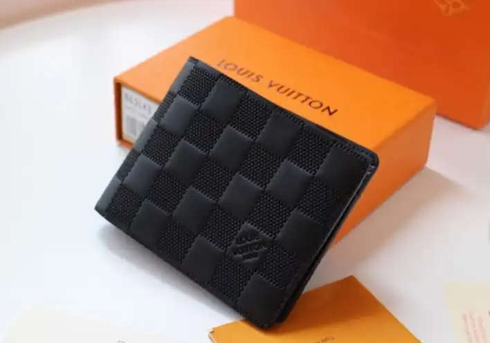 LV Wallets 4178D-0125