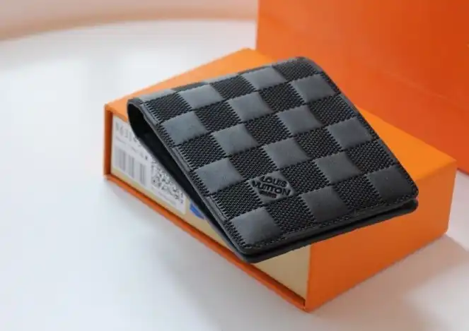 LV Wallets 4178D-0125