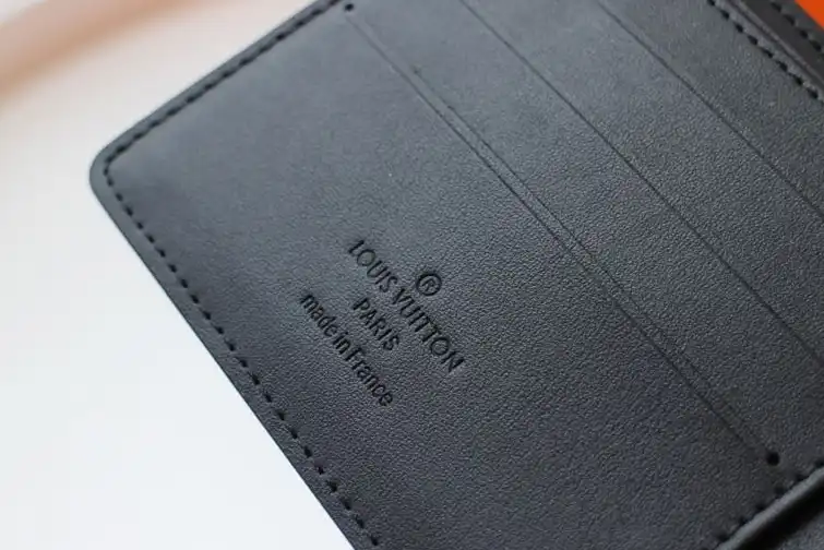 LV Wallets 4178D-0125