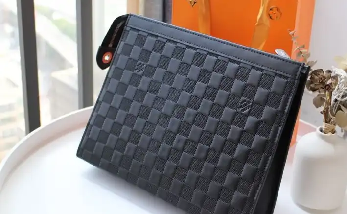 LV Wallets 4178D-0127