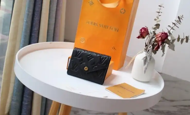 LV Wallets 4178D-0128