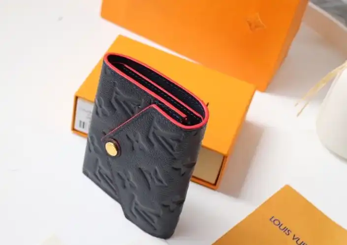 LV Wallets 4178D-0129