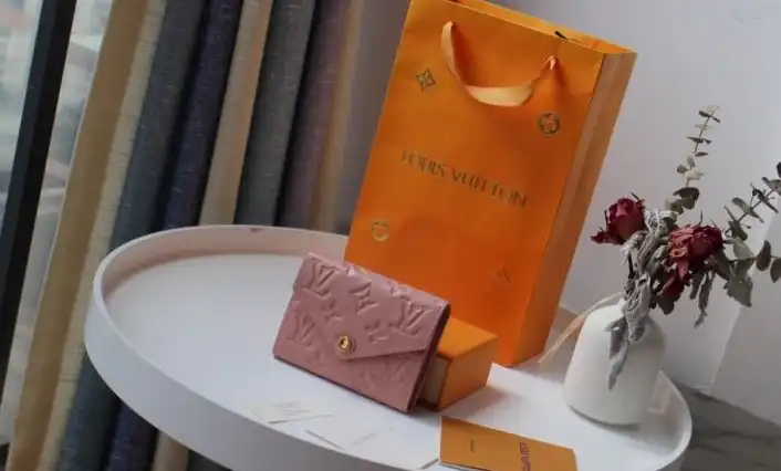 LV Wallets 4178D-0130