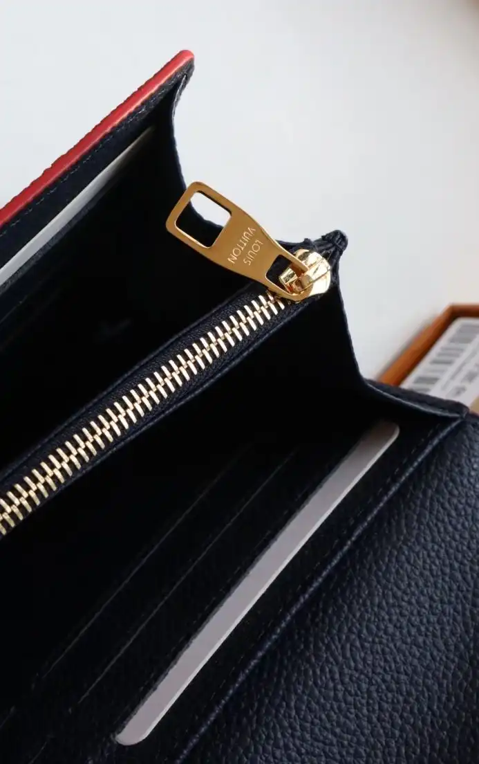 LV Wallets 4178D-0132
