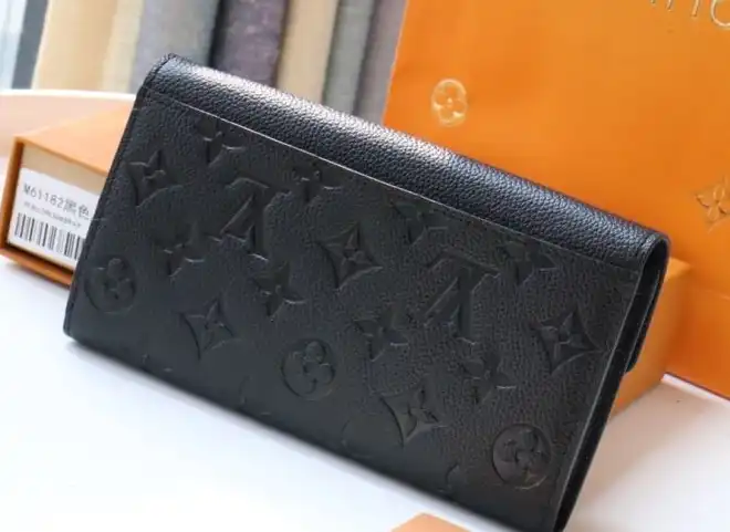 LV Wallets 4178D-0133