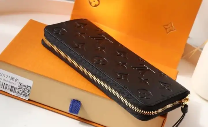 LV Wallets 4178D-0134