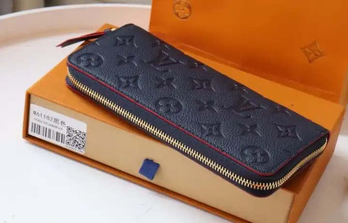 LV Wallets 4178D-0135