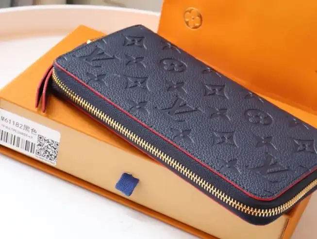 LV Wallets 4178D-0136