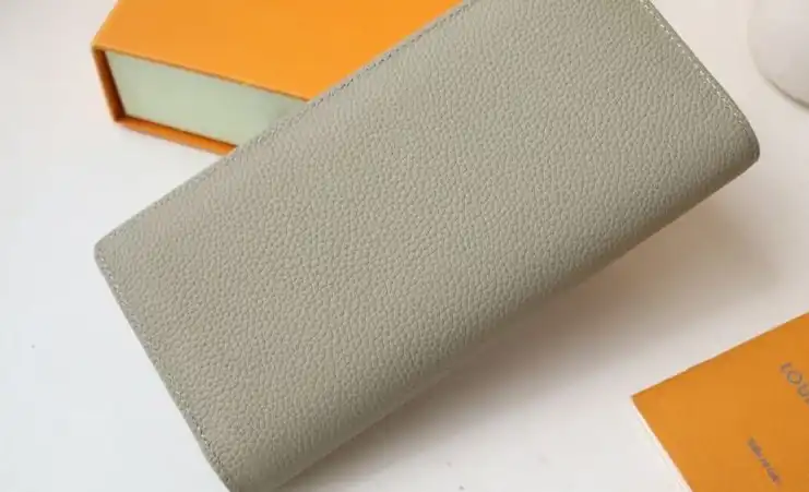 LV Wallets 4178D-0138