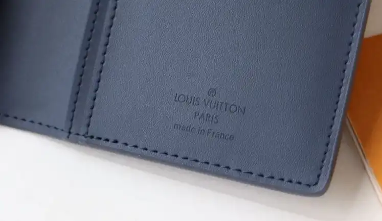 LV Wallets 4178D-0139