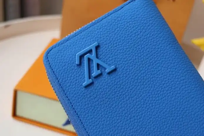 LV Wallets 4178D-0143
