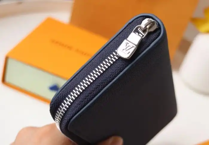 LV Wallets 4178D-0145