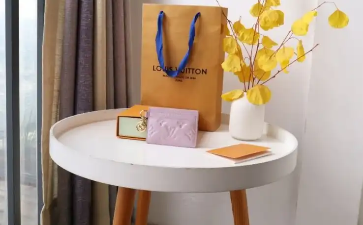 LV Wallets 4178D-0148