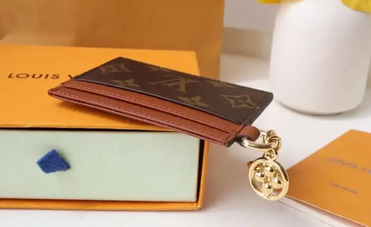 LV Wallets 4178D-0151