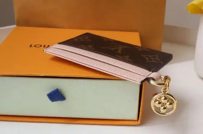 LV Wallets 4178D-0153