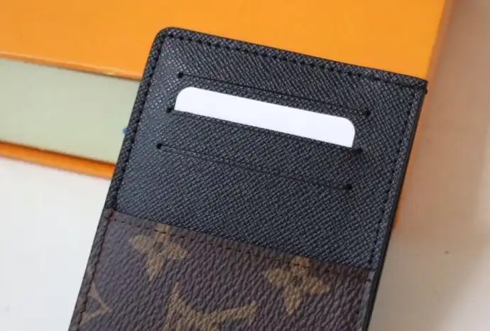 LV Wallets 4178D-0155