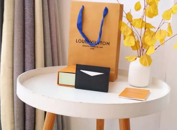 LV Wallets 4178D-0156