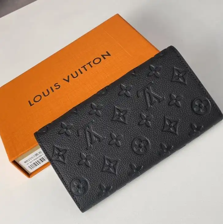 LV Wallets 4178D-0159