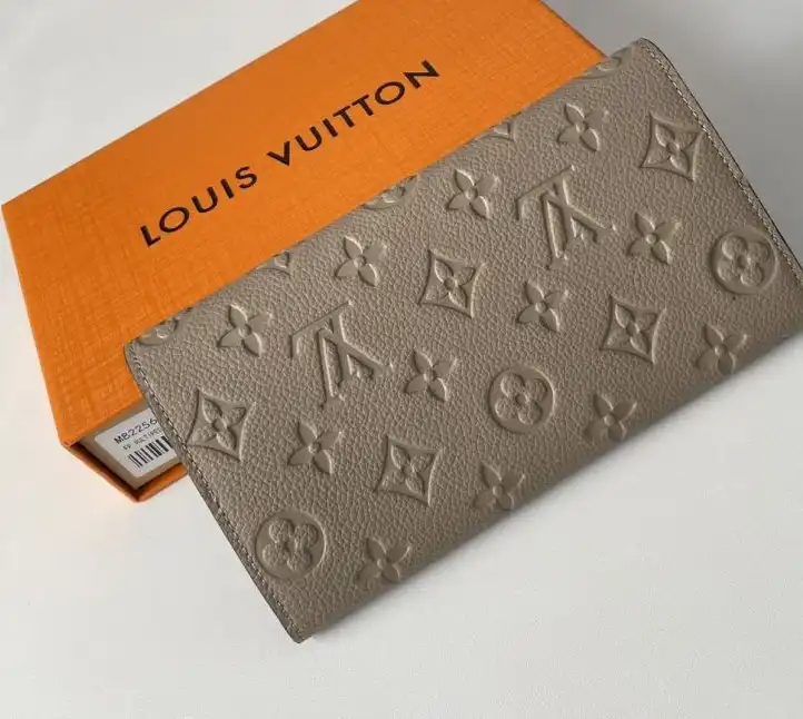 LV Wallets 4178D-0160