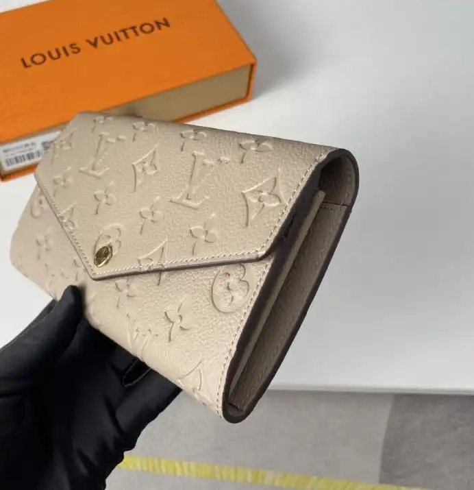 LV Wallets 4178D-0160