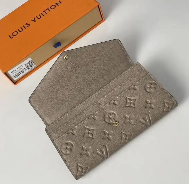 LV Wallets 4178D-0160